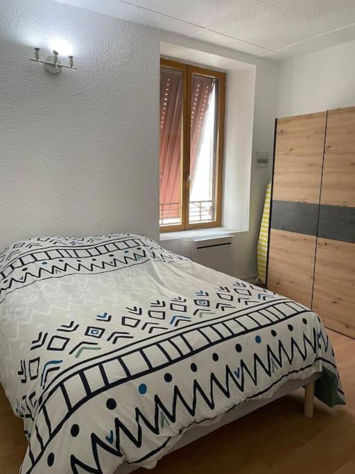 Bourbonne Les Bains, Appartement T2 Pour 2 Zewnętrze zdjęcie